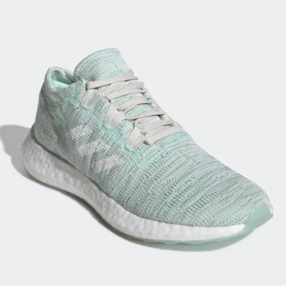 Adidas PureBoost Go Running Shoes Boost Green White Sneaker Size 9 - Picture 2 of 10